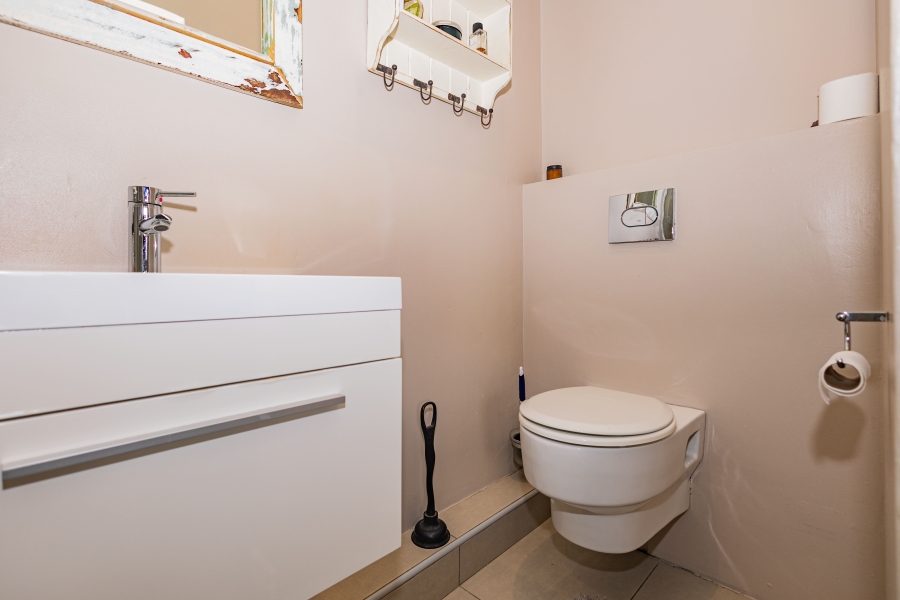 3 Bedroom Property for Sale in De Tijger Western Cape